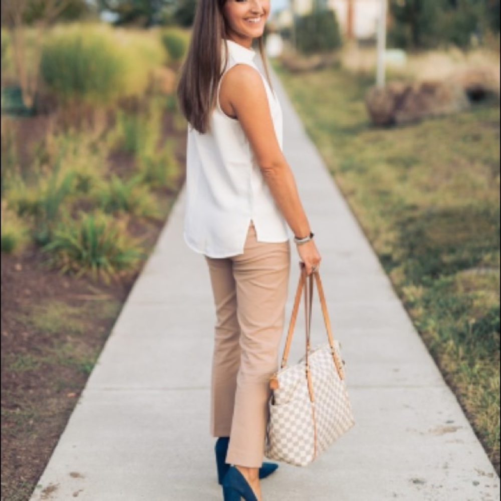 Ann Taylor White Dressy Tank - Picture 3 of 10